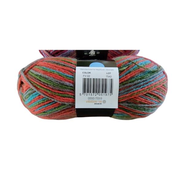 Mix Lot 2 Skeins Mayflower Uranus Sock Yarn Color FV-03 & FV-02 (50g/229yds ea) - Picture 4 of 5